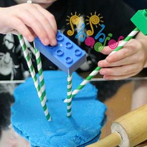 بازی-مهندسی با خمیر بازی